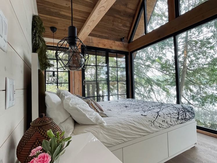 7 Enchanting Muskoka Cottages to Book for the Ultimate Canadian Getaway