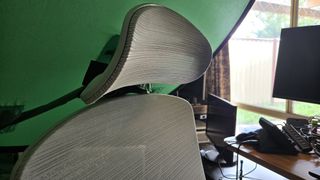 Boulies EP200 Review: An Affordable Gaming Chair Worth Considering