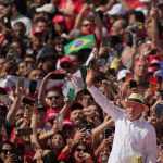 Brazil’s Lula and Flávio Bolsonaro Launch Presidential Campaigns in Strongholds