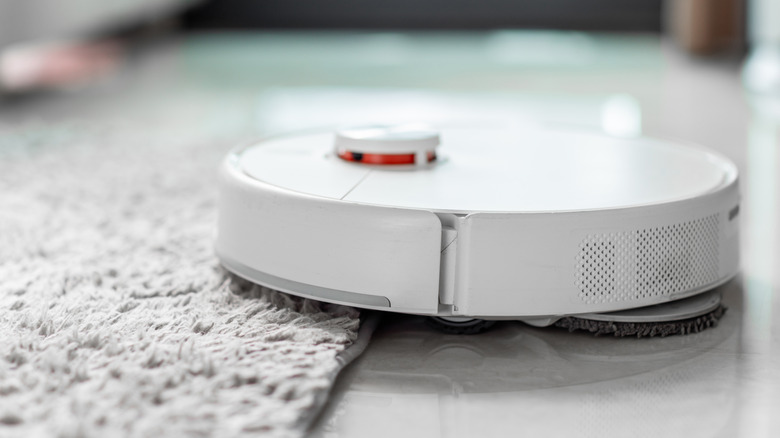 The Hidden Drawbacks of Robot Vacuums: What You Need to Know Before Buying